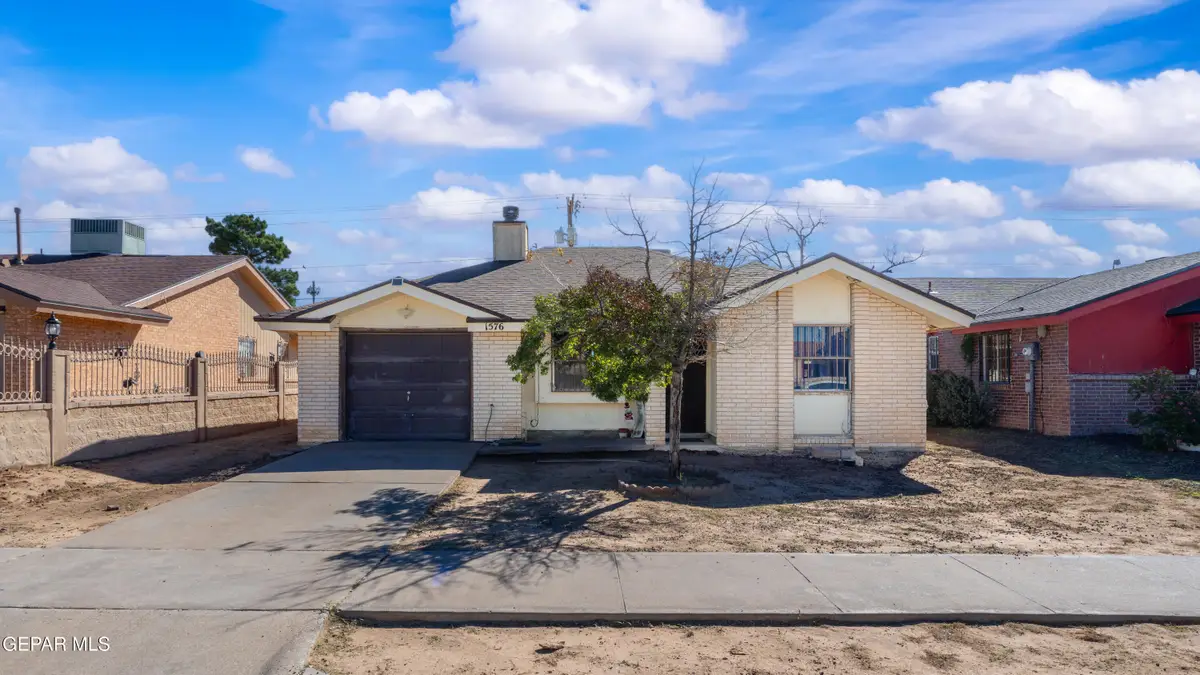 1576 Dick Mayers Drive, El Paso, TX 79936 - #1