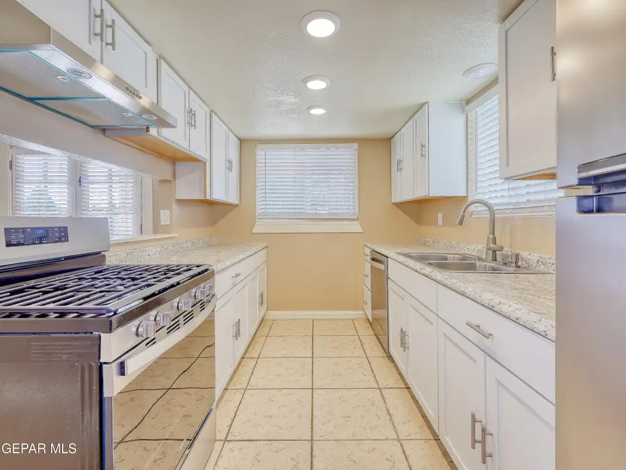 3509 Breckenridge Drive, El Paso, TX 79936 - #3