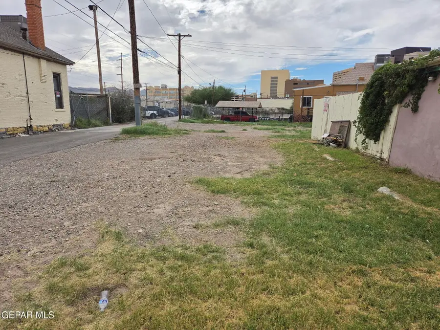 109 Hills Street, El Paso, TX 79901 - #2
