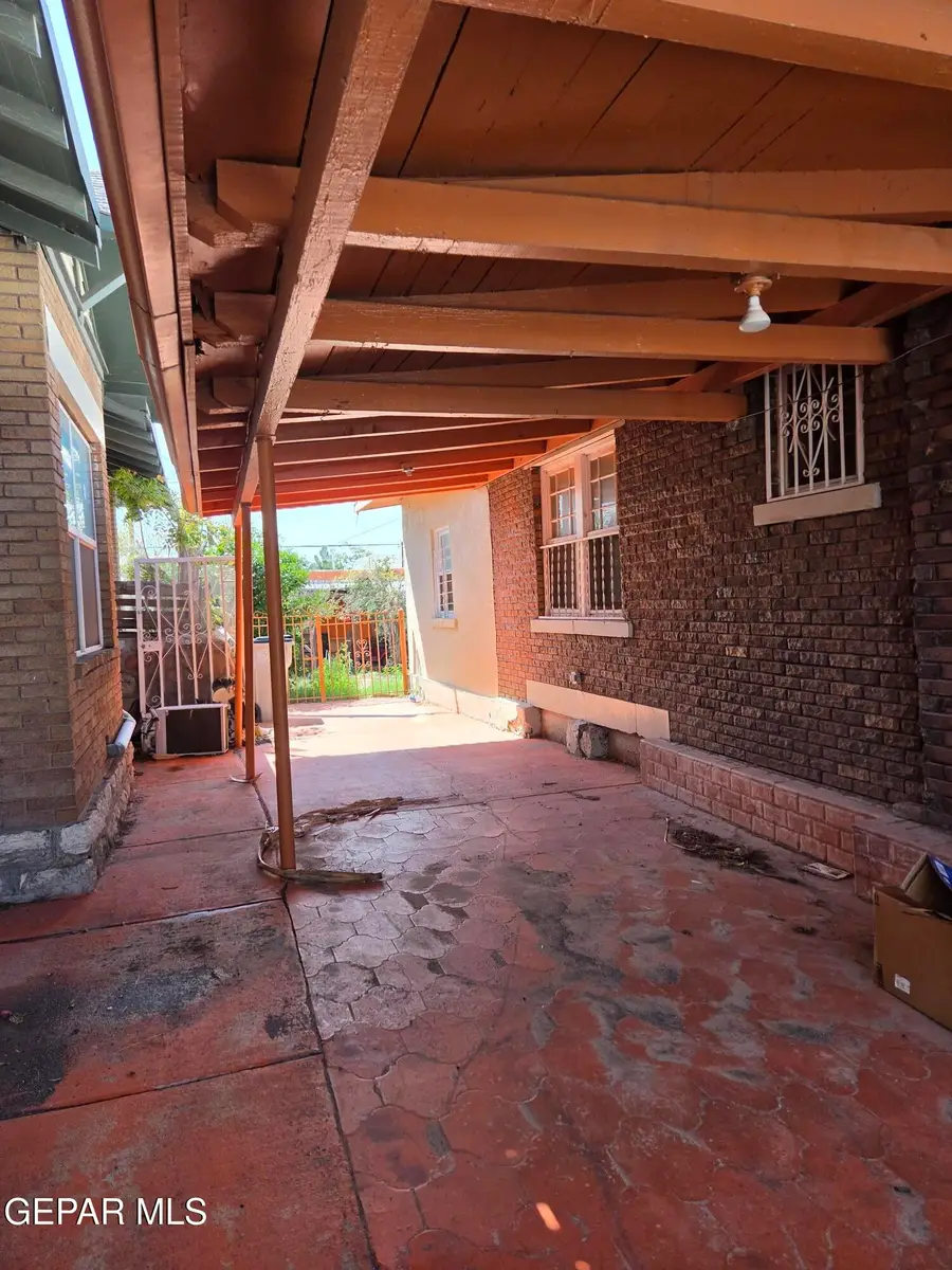 3315 Montana, El Paso, TX 79903 - #2