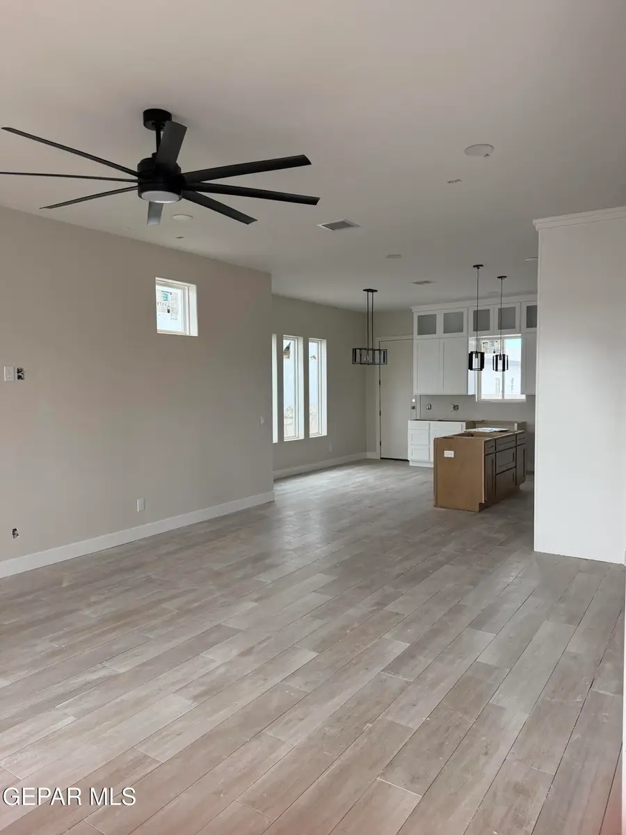 1817 Espy Gamboa, El Paso, TX 79928 - #3