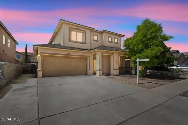 335 Emerald Woods Street, Horizon City, TX 79928