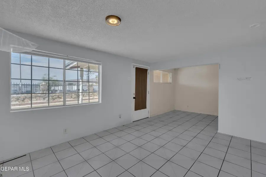 628 N Clark Drive, El Paso, TX 79905 - #3