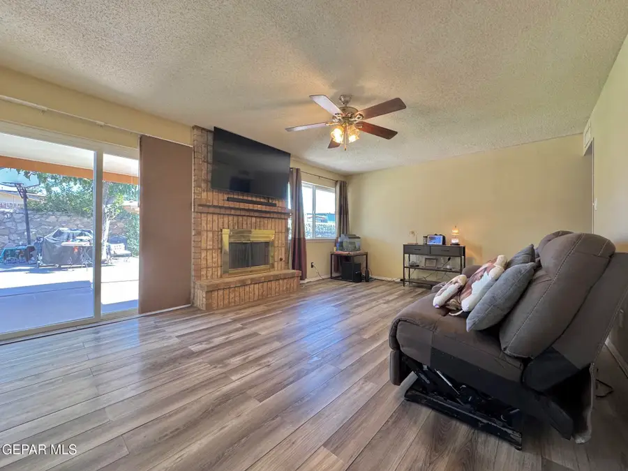 3328 Slocum Street, El Paso, TX 79936 - #3