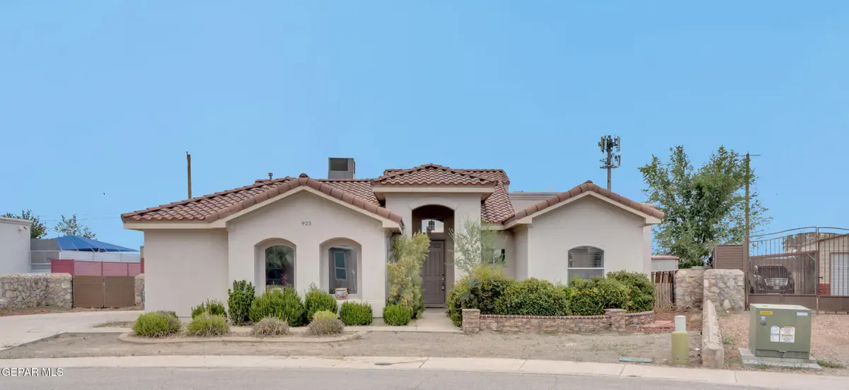 925 Pellegrino Avenue, El Paso, TX 79932 - #1