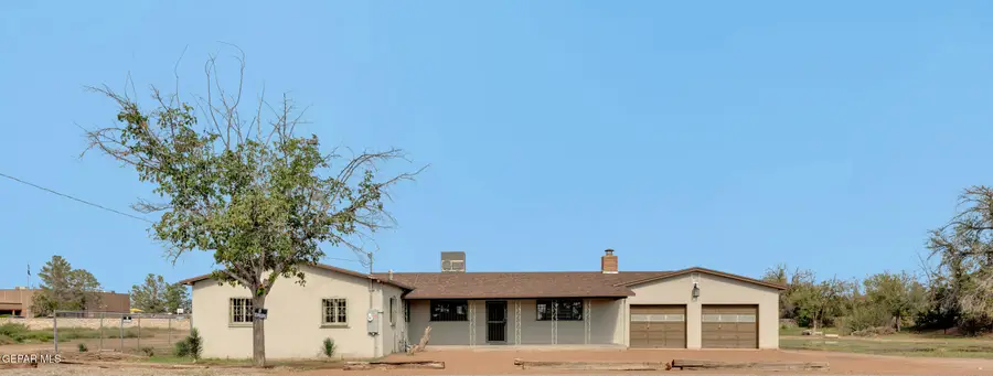 391 N Moon Road, Socorro, TX 79927 - #2