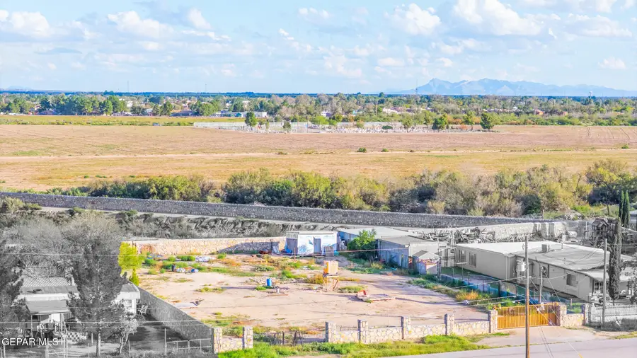 540 Joya Del Valle, Socorro, TX 79927 - #3
