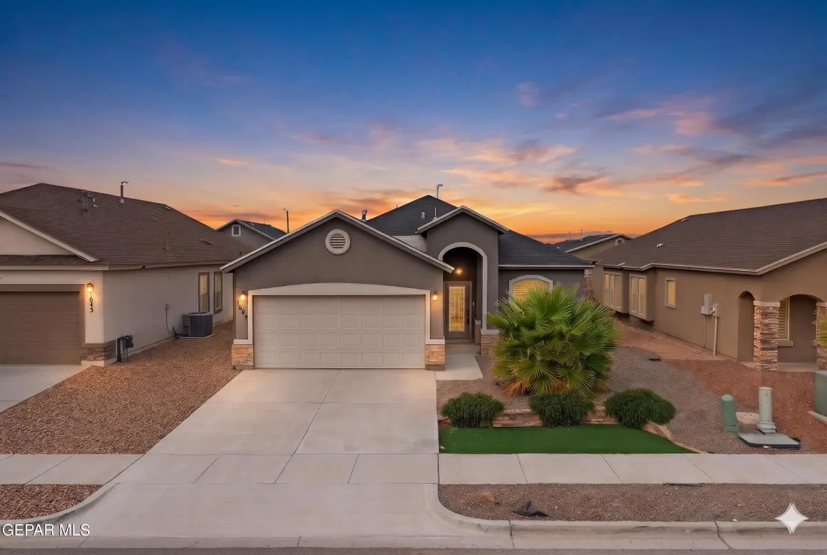 1089 Summer Rain Street, Horizon City, TX 79928 - #1
