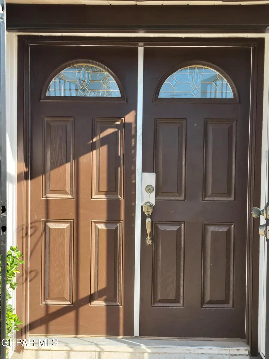 9872 Vandenburg, El Paso, TX 79924 - #3