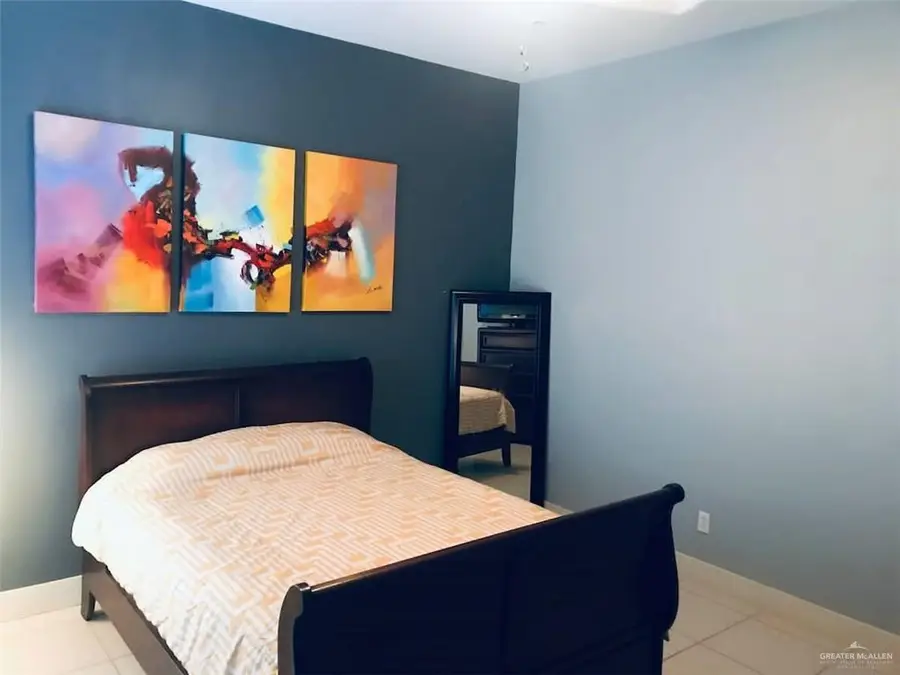 112 E Acapulco Street E #4, South Padre Island, TX 78597 - Image #3