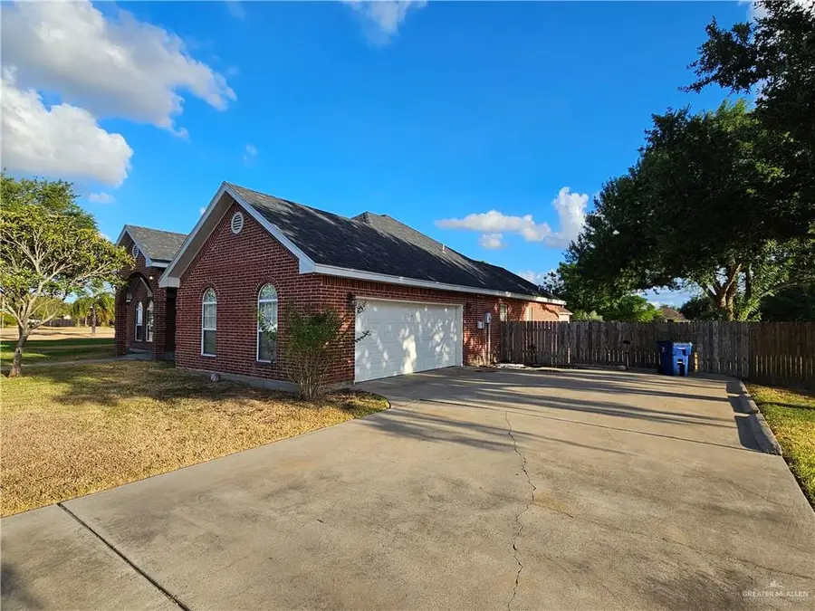 925 Lost Meadow Drive, Donna, TX 78537 - Image #2