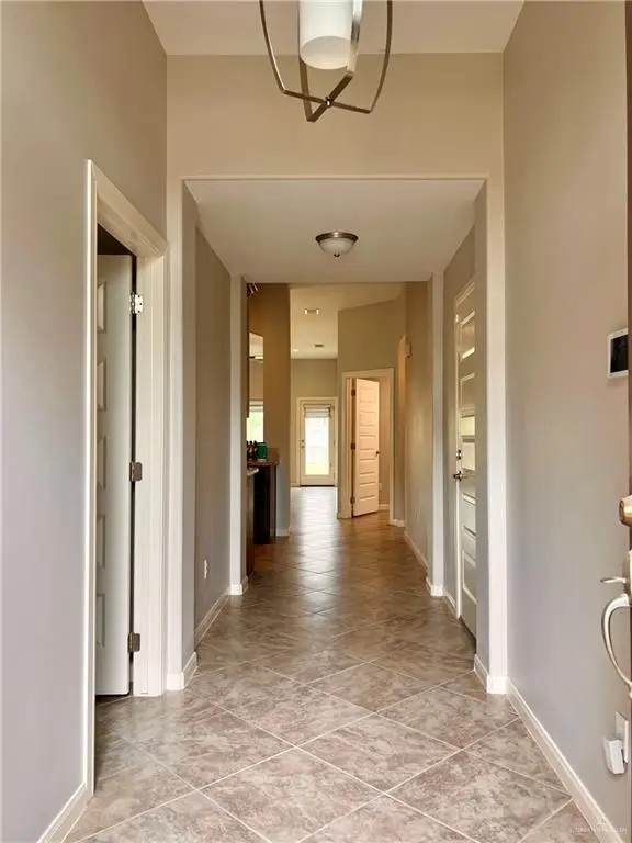 412 S Paseo Del Rey Street, Mission, TX 78572 - #2