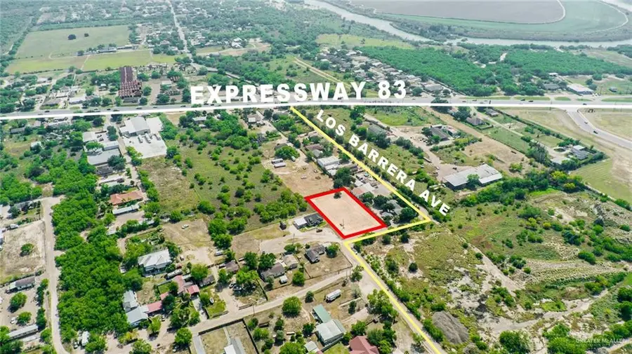 92 Los Barreras Avenue, Rio Grande City, TX 78582 - Image #2
