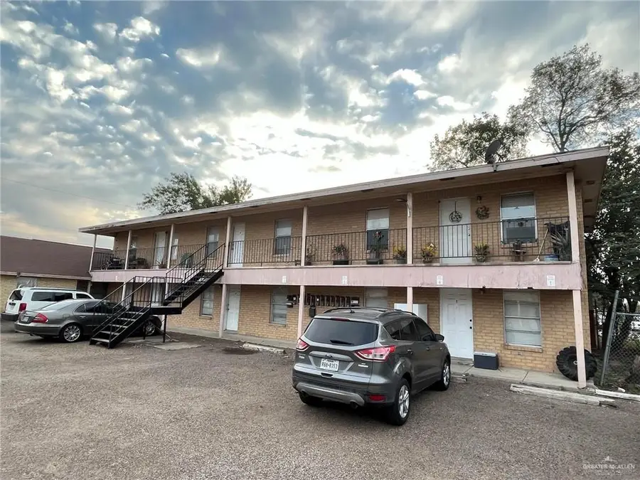 901 W Park Avenue, Pharr, TX 78577 - #3