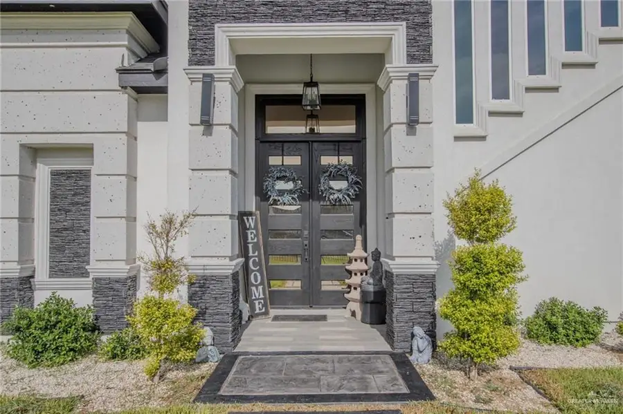 1333 S Victoria Road, Donna, TX 78537 - Image #2