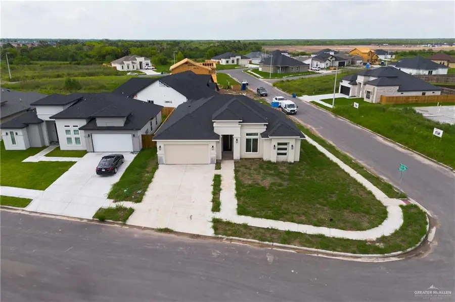 8879 Wentz Lake, Brownsville, TX 78520 - Image #2