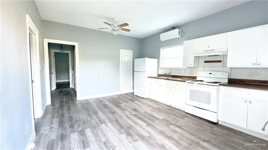 1017 E Tom Landry Street, Mission, TX 78572 - #2