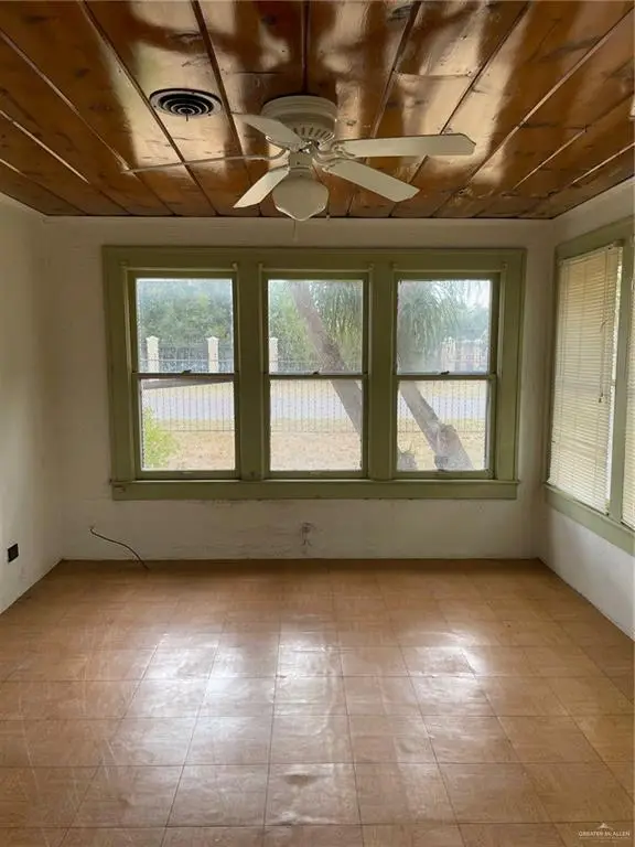 129 E Jones Avenue, Pharr, TX 78577 - Image #3