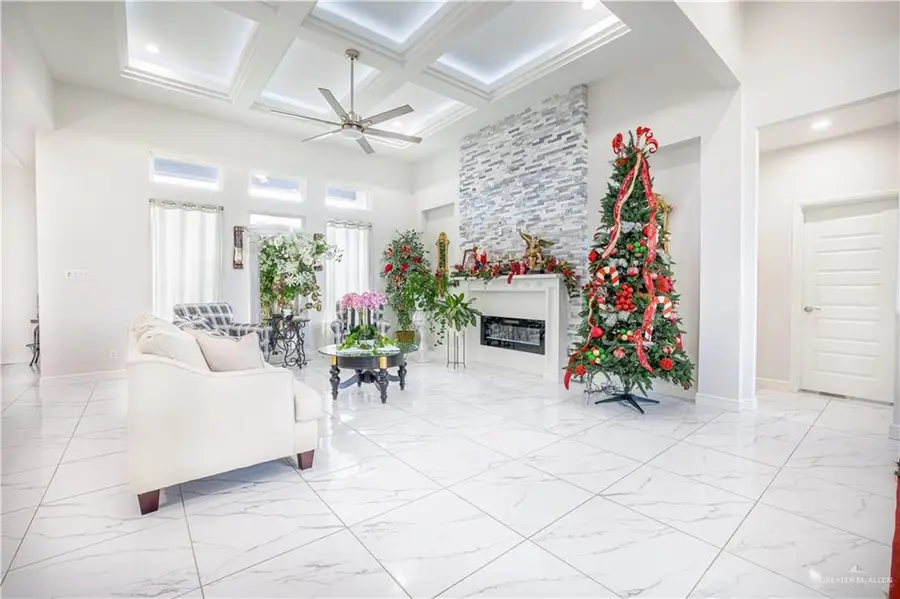 335 Sierra Drive, Rio Grande City, TX 78582 - Image #3