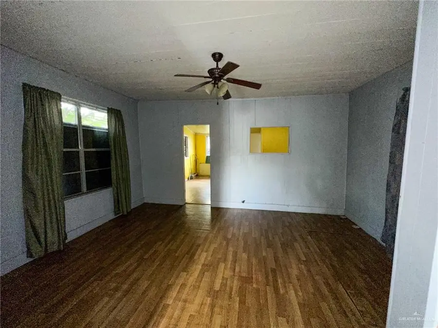 911 Curtis Street, Harlingen, TX 78550 - #3