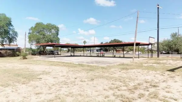 4085 Us Highway 83, Rio Grande City, TX 78582
