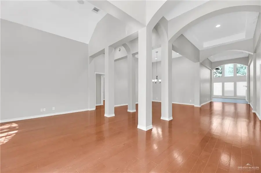 2805 San Eduardo Street, Mission, TX 78572 - Image #2