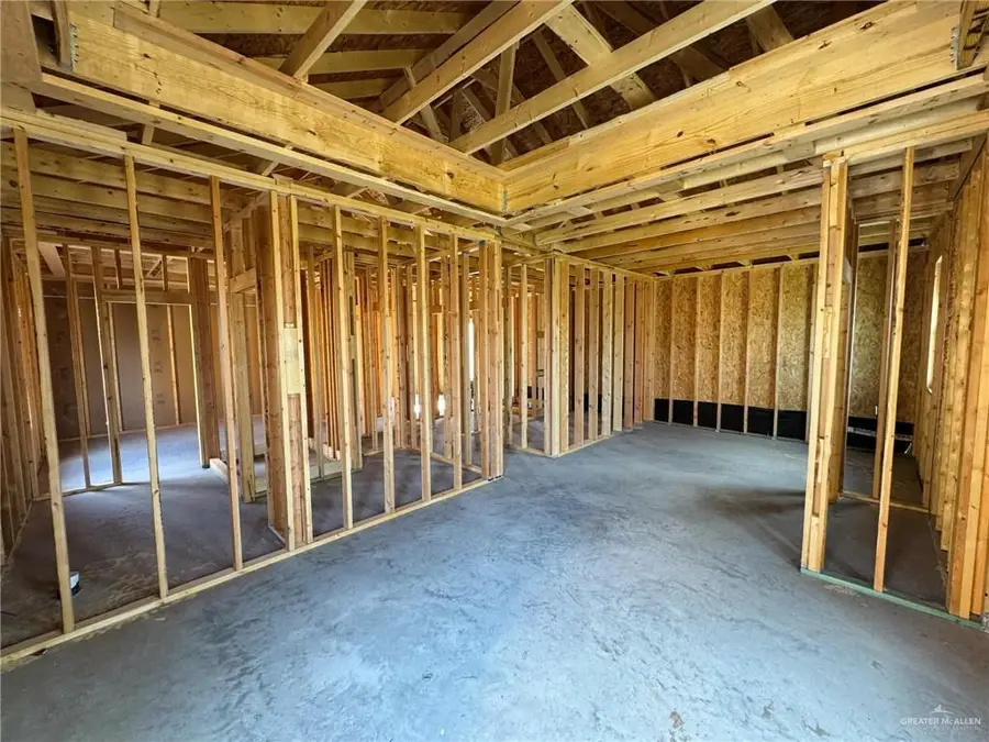 916 13th Street, Alamo, TX 78589 - Image #2