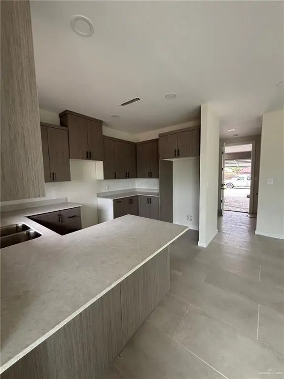 2205 Dorado Drive, Mission, TX 78573 - Image #3