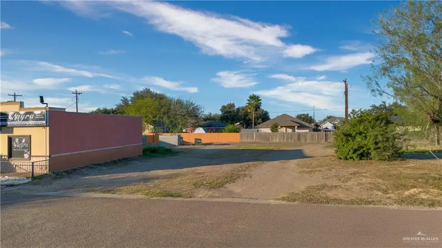 1808-B W Griffin Parkway, Mission, TX 78572 - #3