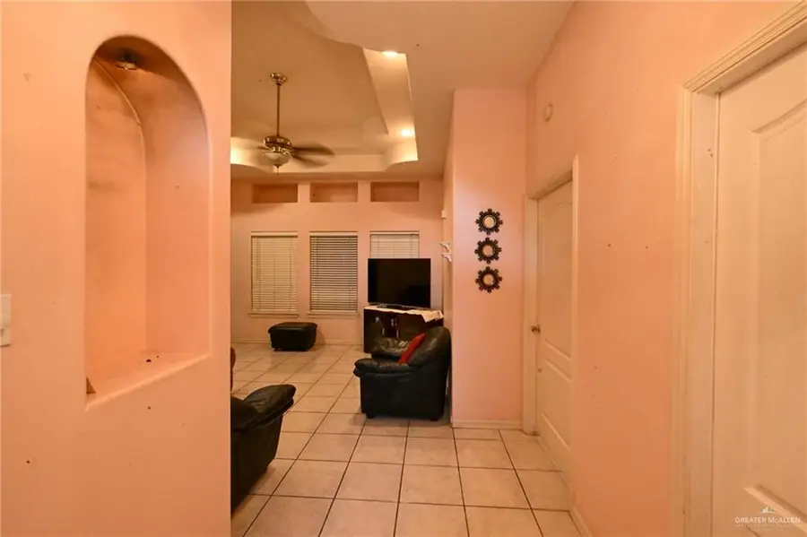 2301 Eagle Avenue, McAllen, TX 78504 - #2