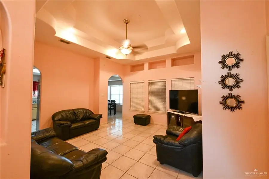 2301 Eagle Avenue, McAllen, TX 78504 - #3