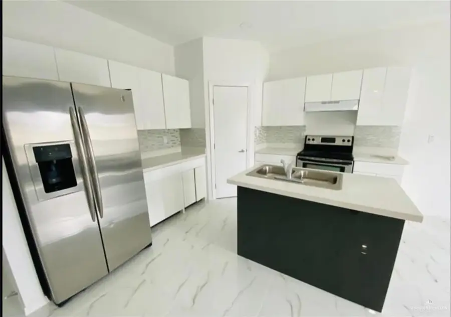 2711 Larkspur Avenue, Edinburg, TX 78541 - #2