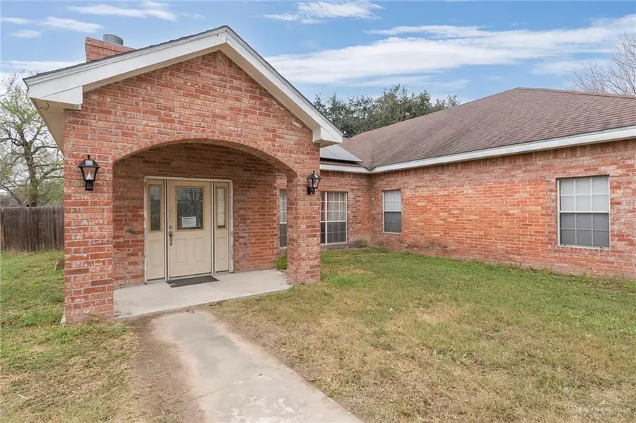 402 N Alamo Road, Edinburg, TX 78542 - #3