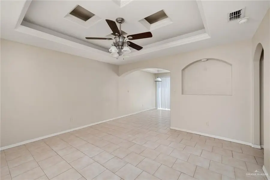 1007 S Palm Drive, Pharr, TX 78577 - Image #3