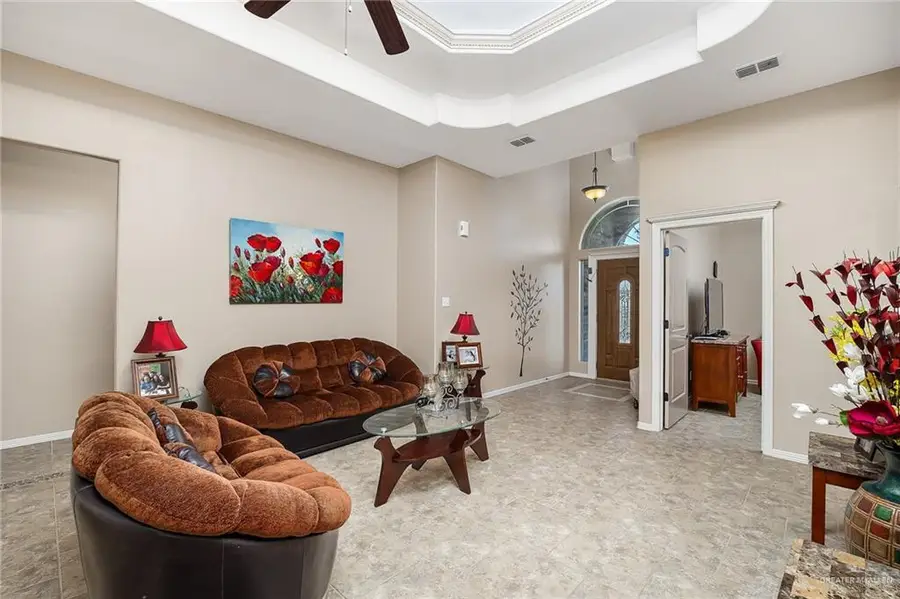 1719 N Oklahoma Avenue, Weslaco, TX 78599 - #2