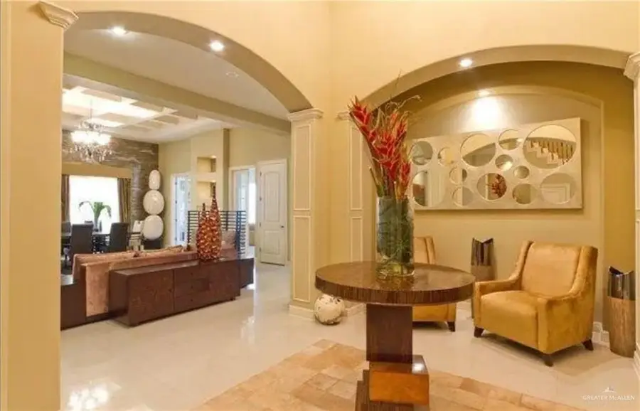 4604 Tyler Avenue, McAllen, TX 78503 - Image #3