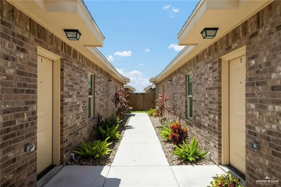 2712 E Eisenhower Avenue, Alton, TX 78573 - Image #3