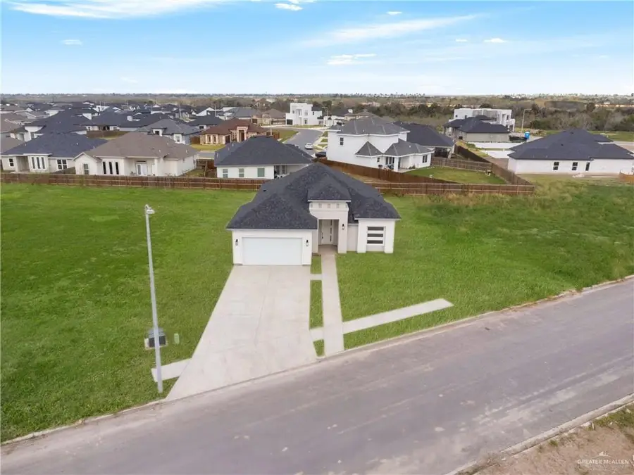 8723 Ashford, Brownsville, TX 78520 - Image #2