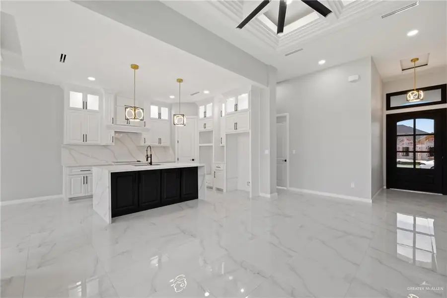 8027 N 48th Lane, McAllen, TX 78504 - #2
