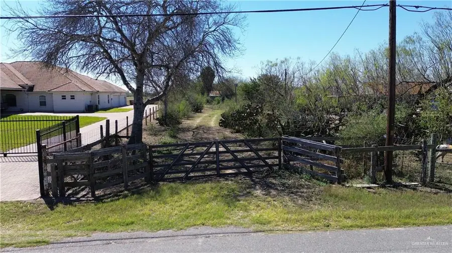 110 W Palm Drive, Edinburg, TX 78541 - #3