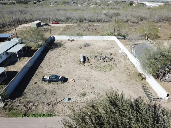 4 Venado Drive, Rio Grande City, TX 78582