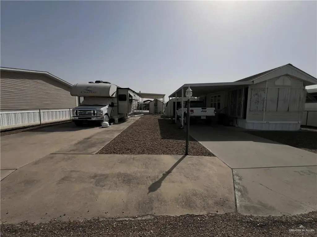 215 S Valley View Road, Donna, TX 78537 - Image #1