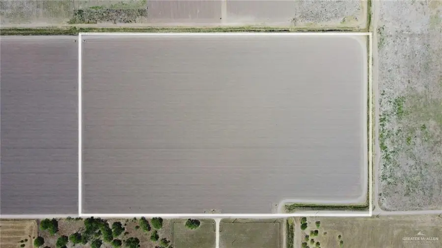 3 E Street, Mercedes, TX 78570 - Image #2