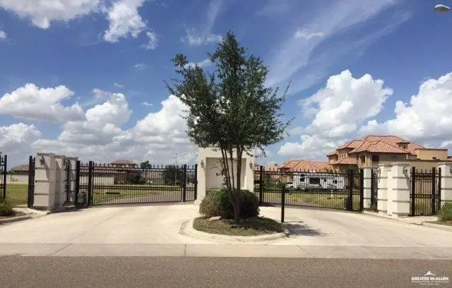 1004 Travis Street, Mission, TX 78572 - #1