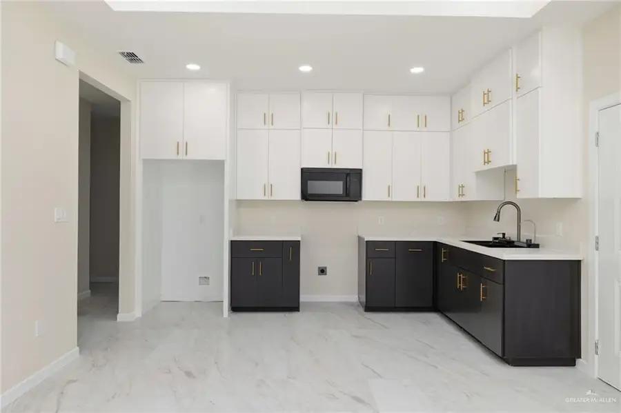 905 Skyview, Weslaco, TX 78599 - #3