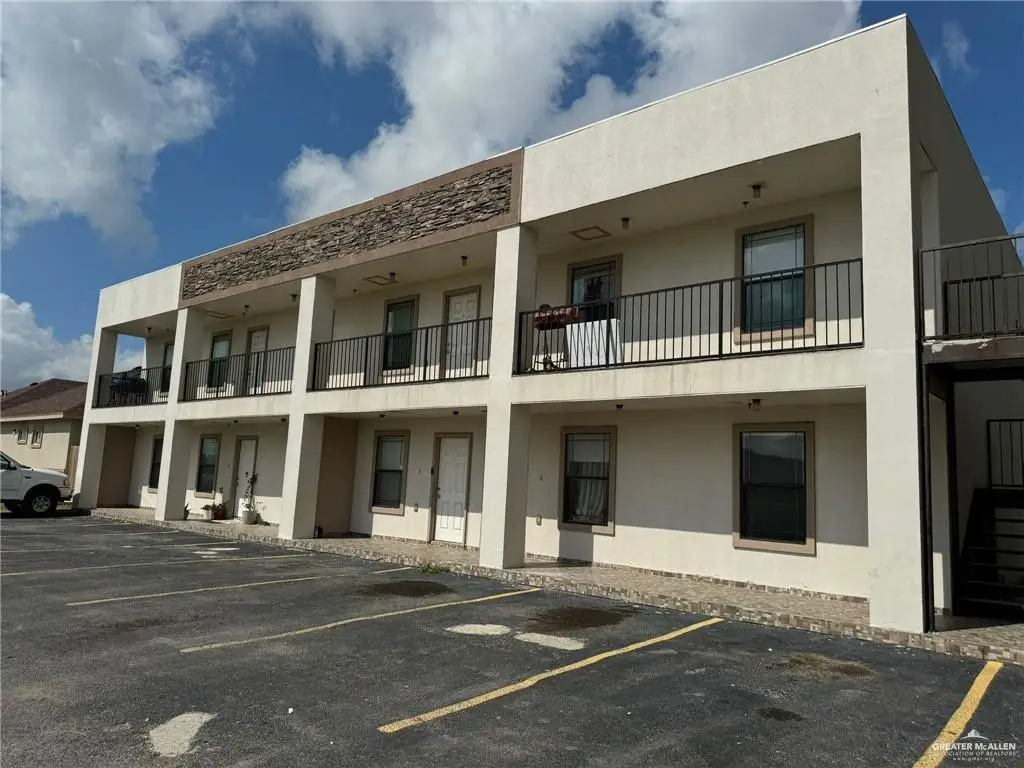 1100 E Cedar Avenue, McAllen, TX 78501 - #1
