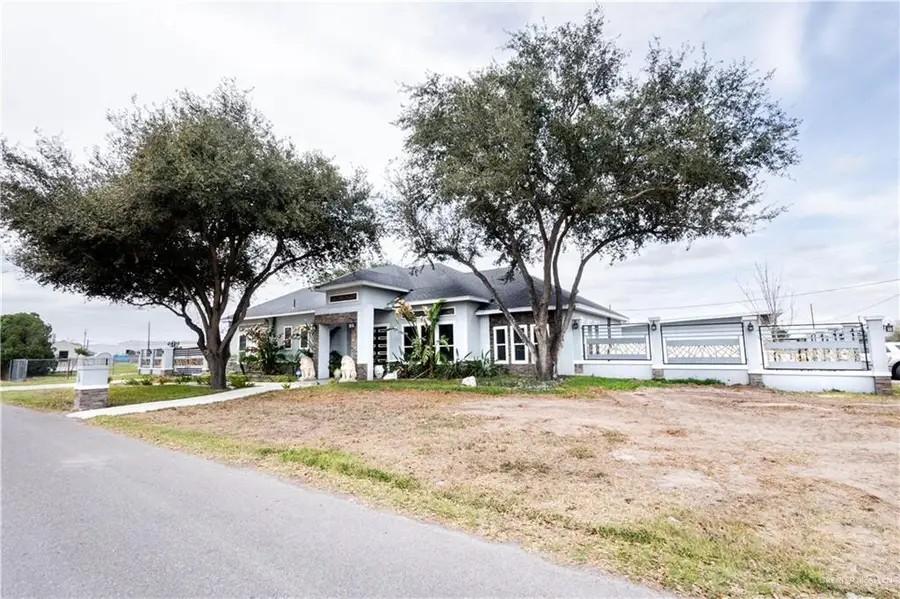 8404 Bougainvillea Drive, Mission, TX 78573 - Image #2