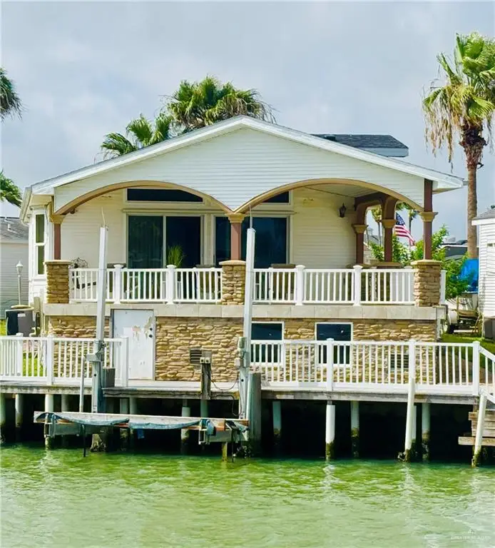 685 E Clam Circle, Port Isabel, TX 78578 - Image #2