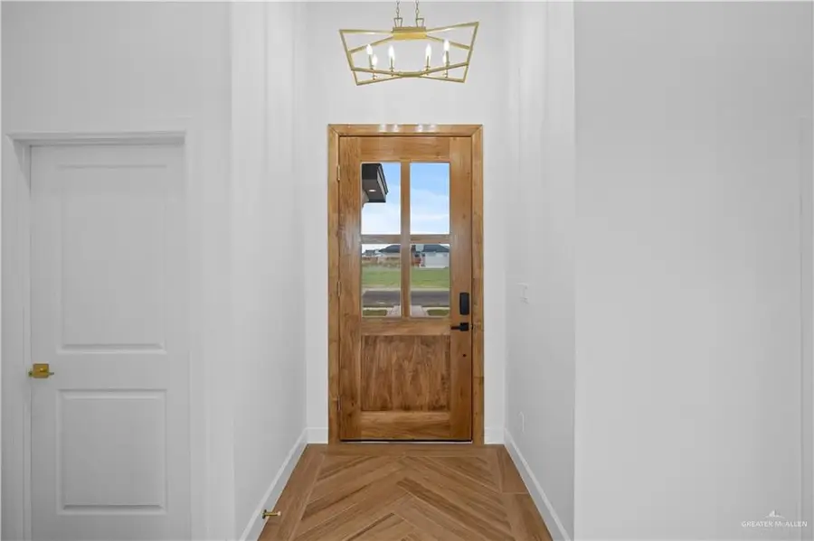 556 Demi Street, Edinburg, TX 78542 - Image #3