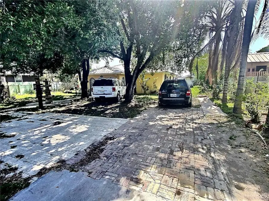 1504 N Pennsylvania Street, Alton, TX 78573 - Image #2